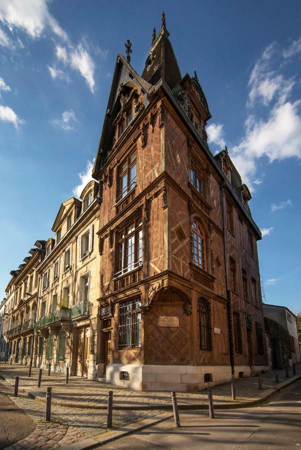 Hotel La Maison Des Vieux Logis Ruan Exterior foto